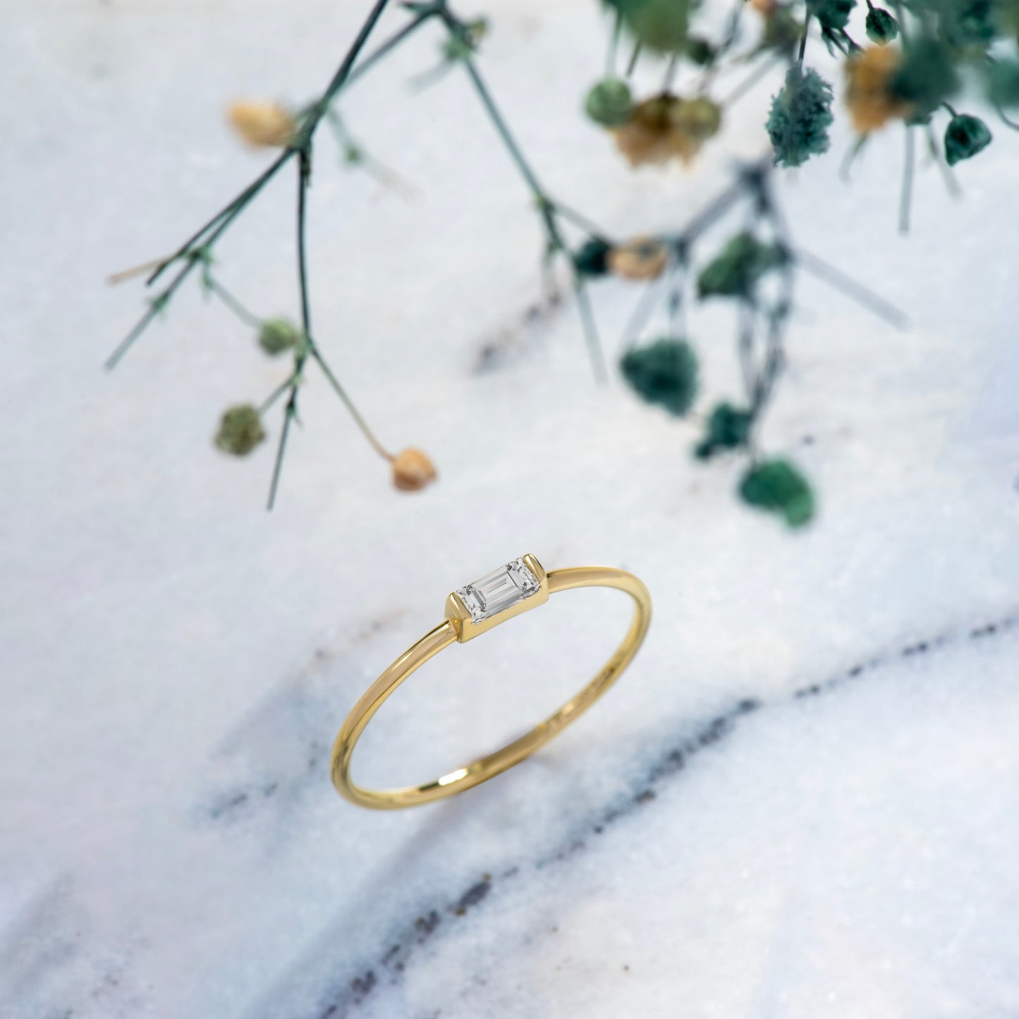 Anillo Media Caña Baguette Oro Negrita