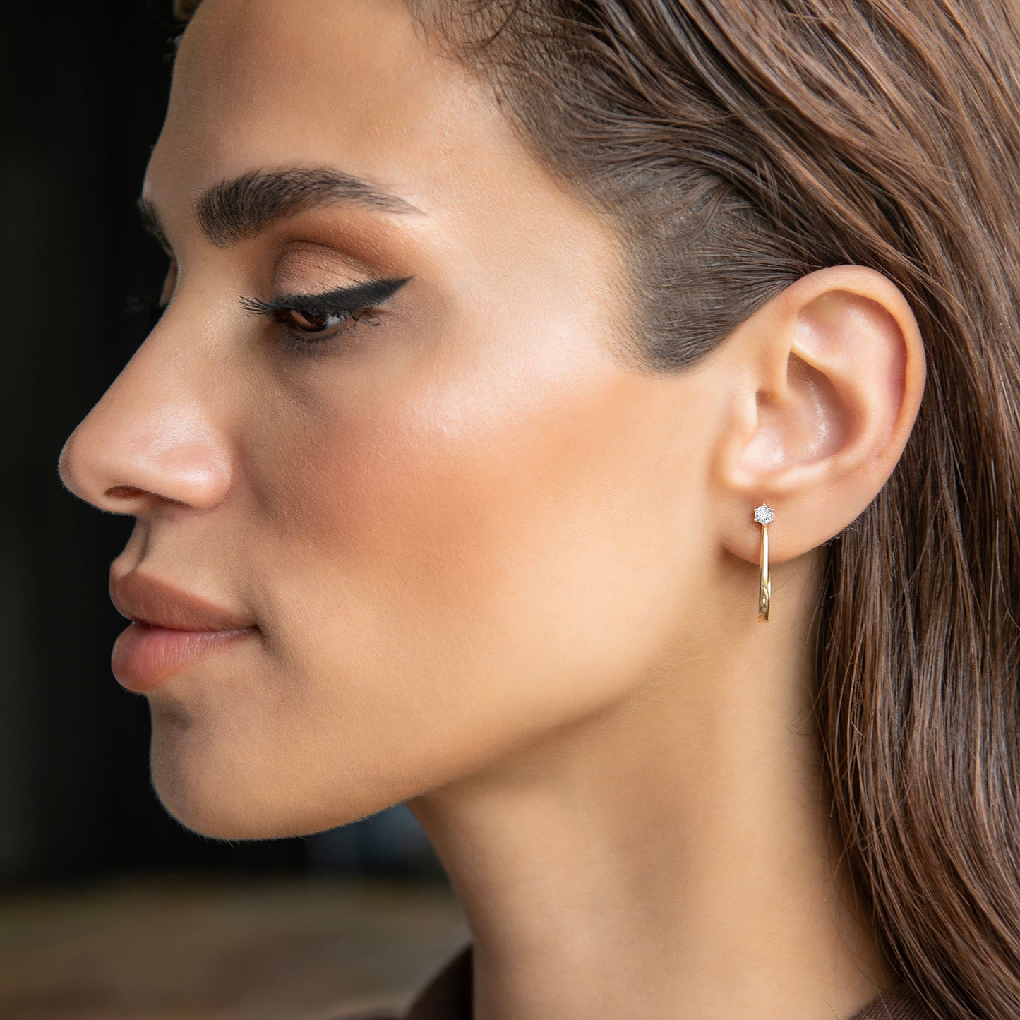 Pendientes de aro dorados brillantes Horizon